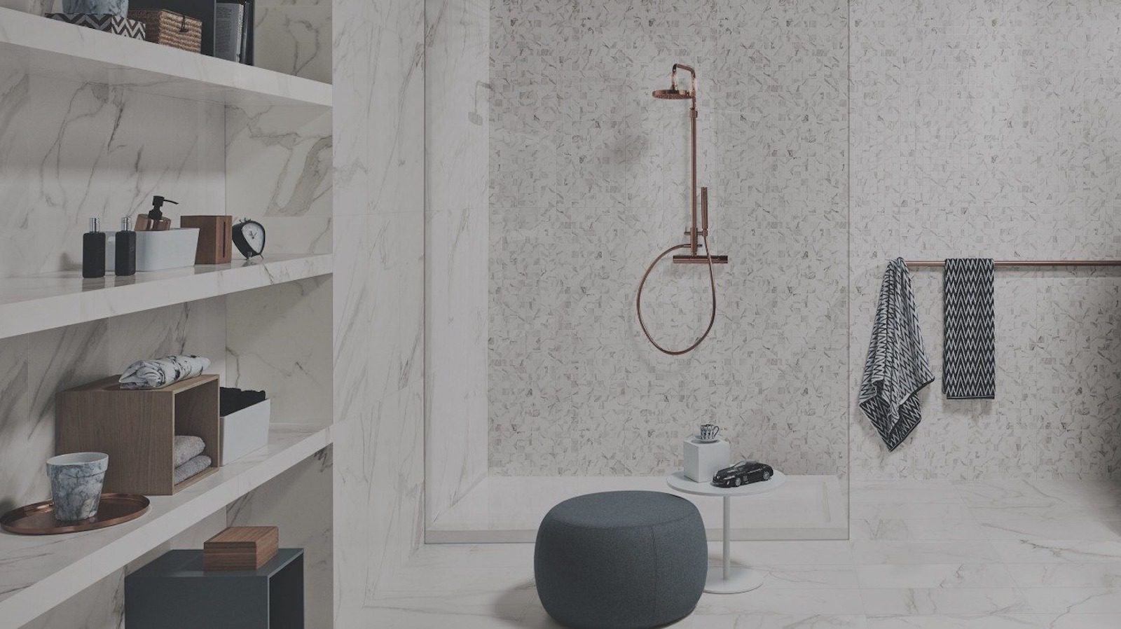 Beautiful bathroom with marble floor used to illustrate our Magento project page for our client Lanctot.